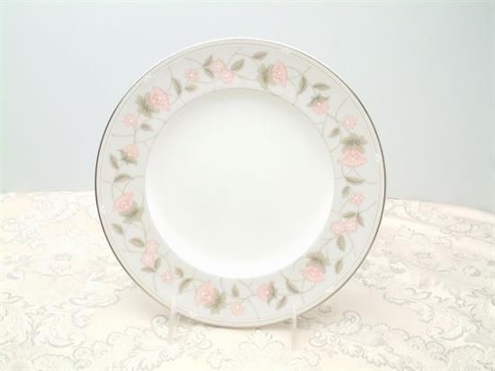 Picture of 9"accent Salad Plate