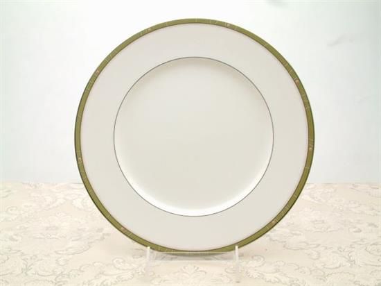 Picture of Dinner Plates