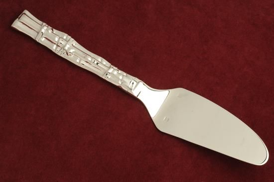 Picture of New Pie/cake Server