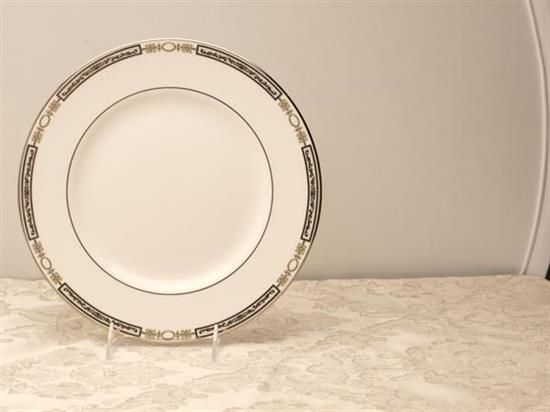 Picture of Dinner Plates