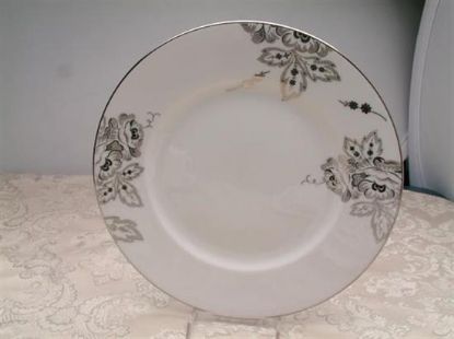 Picture of Dinner Plates