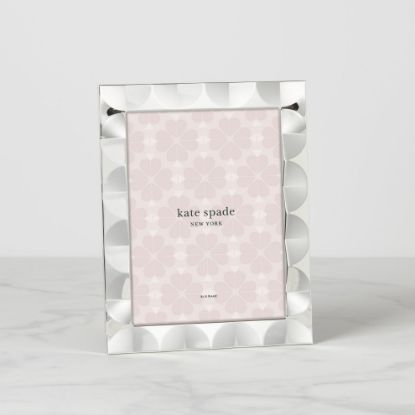 Picture of Kate Spade South Street Silver Scallop Frame