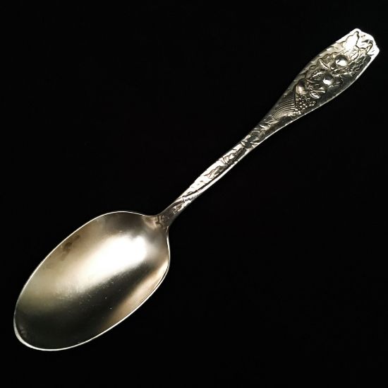 Picture of Antique Towle 'Pomona' Sterling Silver Oval Soup/Dessert Spoon