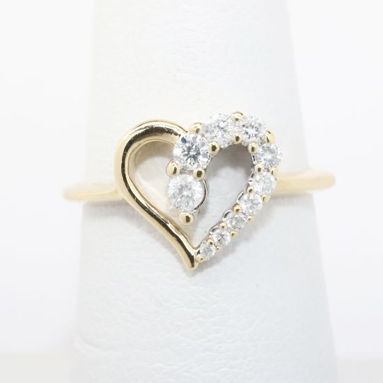 Picture of 14k Yellow Gold Heart Design Diamond Ring 