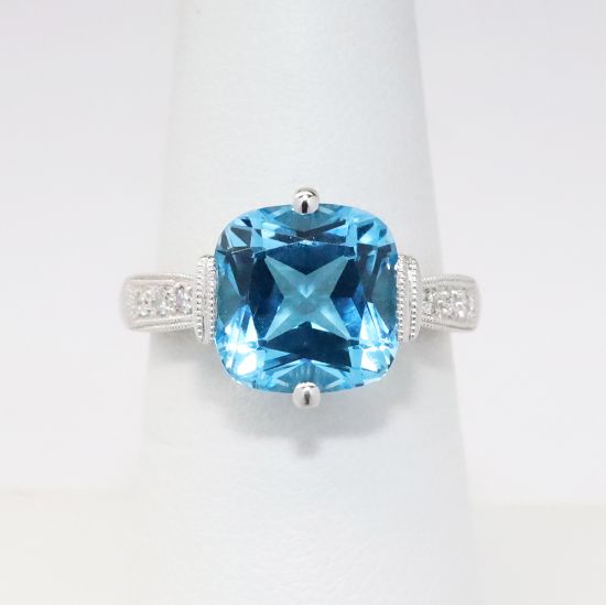 Picture of 14k White Gold Blue Topaz & Diamond Ring 