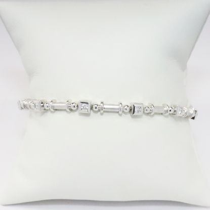 Picture of Platinum Diamond Bracelet 
