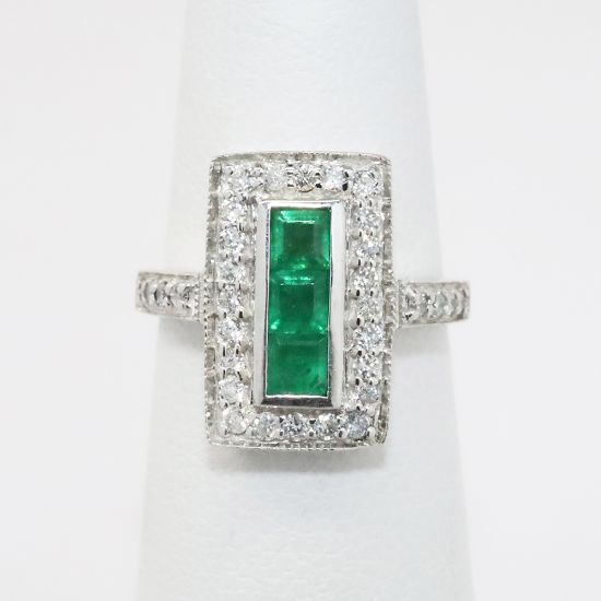 Picture of 14k White Gold Emerald & Diamond Ring 