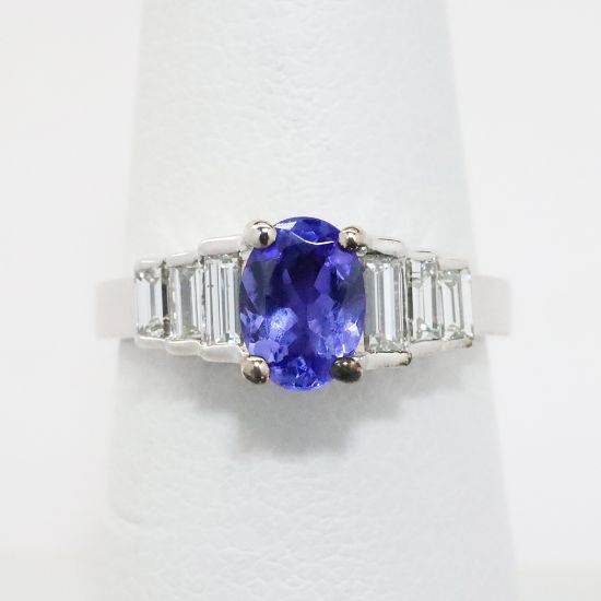 Picture of 18k White Gold Tanzanite & Diamond Ring 