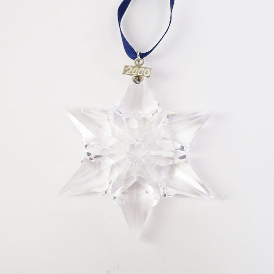 Picture of 2000 Ornament with Original Box & COA