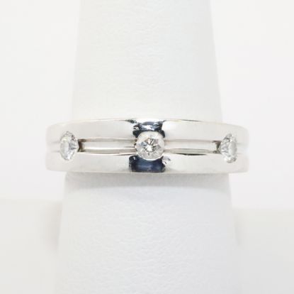 Picture of 18k White Gold Diamond Band 