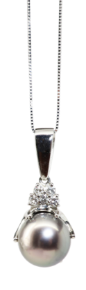 Picture of 18k White Gold Tahitian Cultured Pearl & Diamond Necklace 