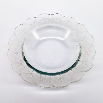Picture of Lalique Honfleur Large Rim Soup Bowl