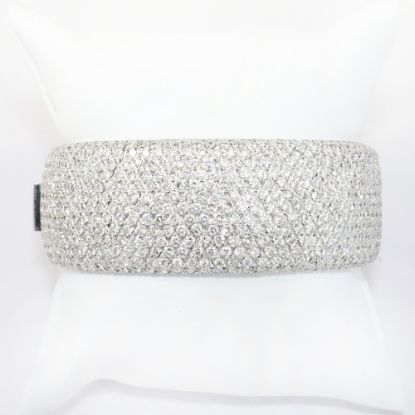 Picture of 18k White Gold & Diamond Bangle Bracelet