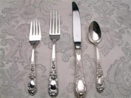 Picture for pattern Kirk Rose