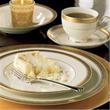 Picture for pattern Palatial Gold