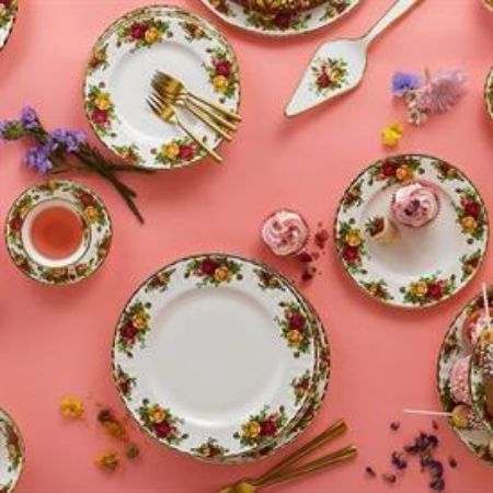 Picture for pattern Old Country Roses