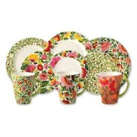 Picture for pattern Emma's Garland by Kim Parker